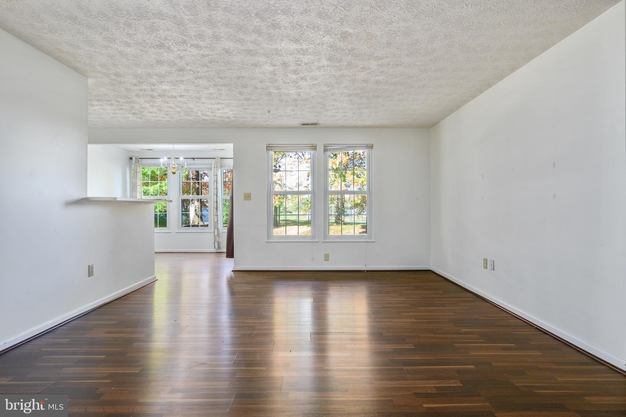 CHESTNUT GABLE - Residential