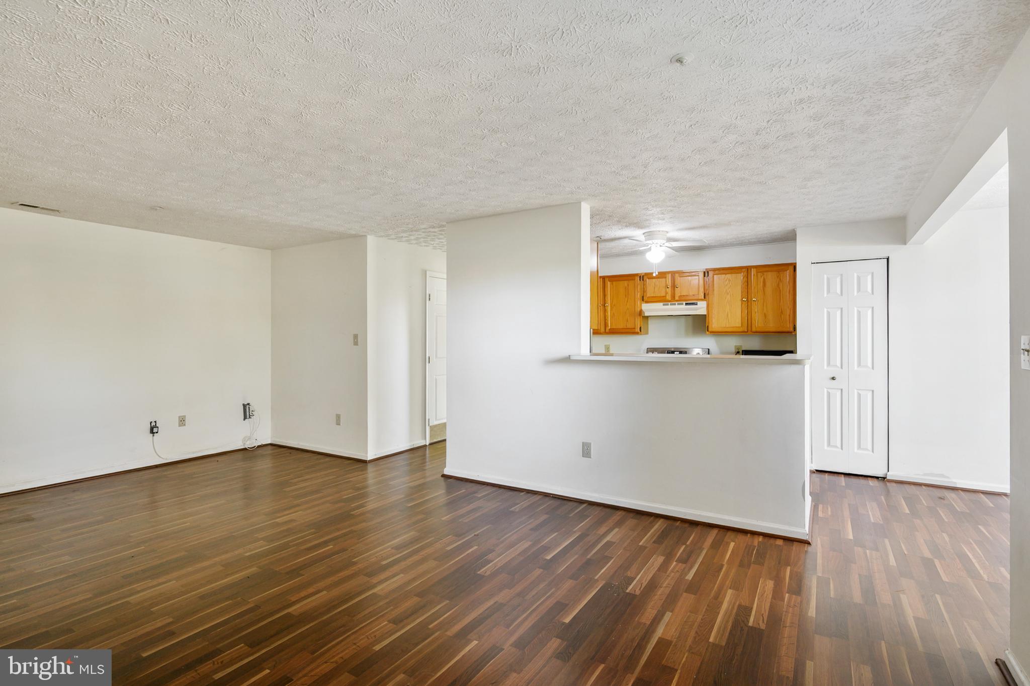 CHESTNUT GABLE - Residential