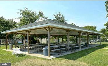 CLOVERFIELDS - Residential