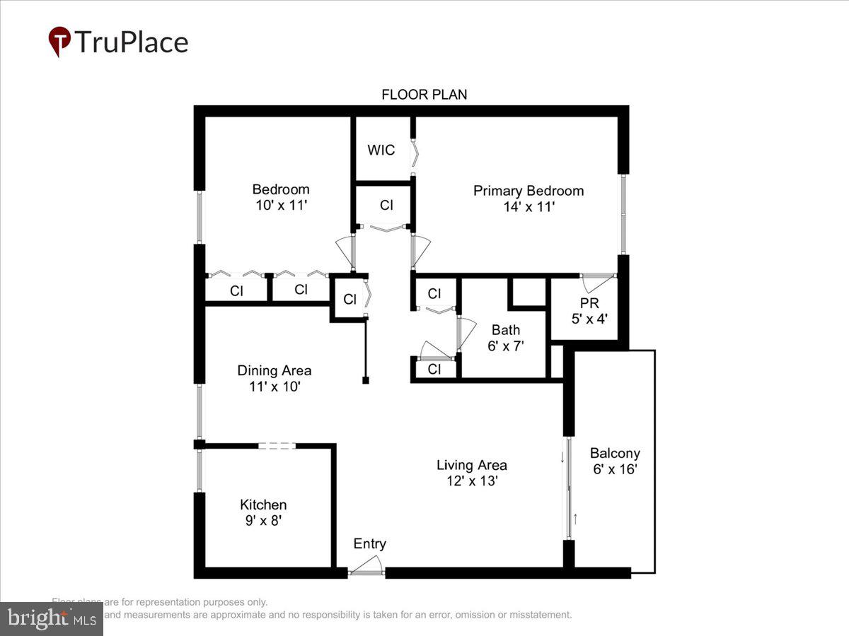 CAMELBACK VILLAGE - Residential