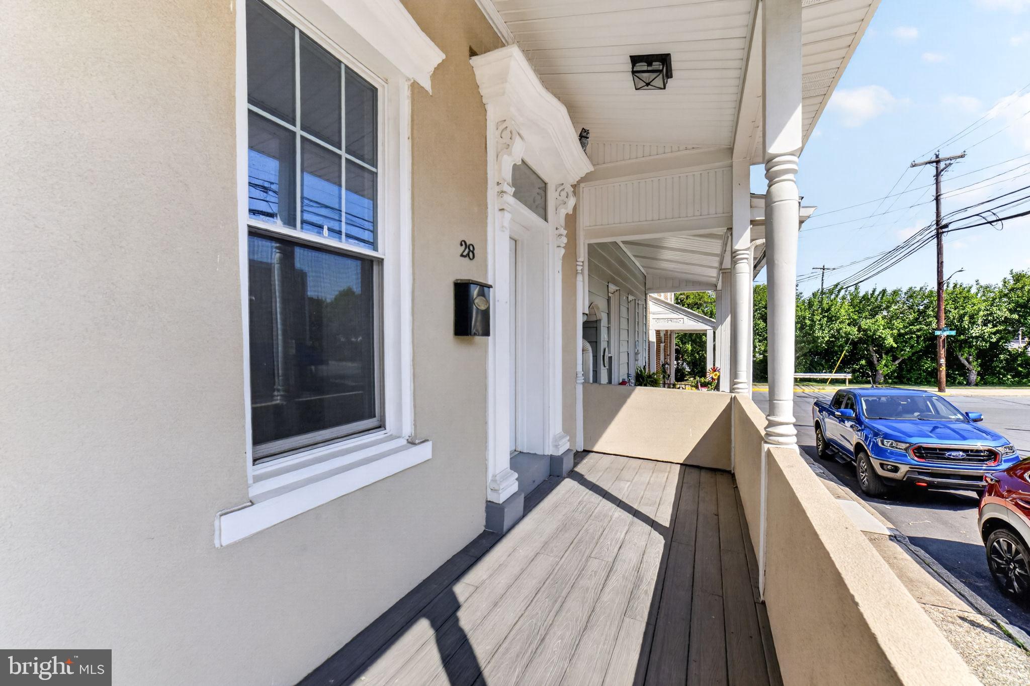 28 S 5TH STREET