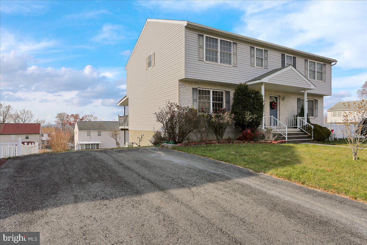 SOUTH TEMPLE HEIGH - Residential