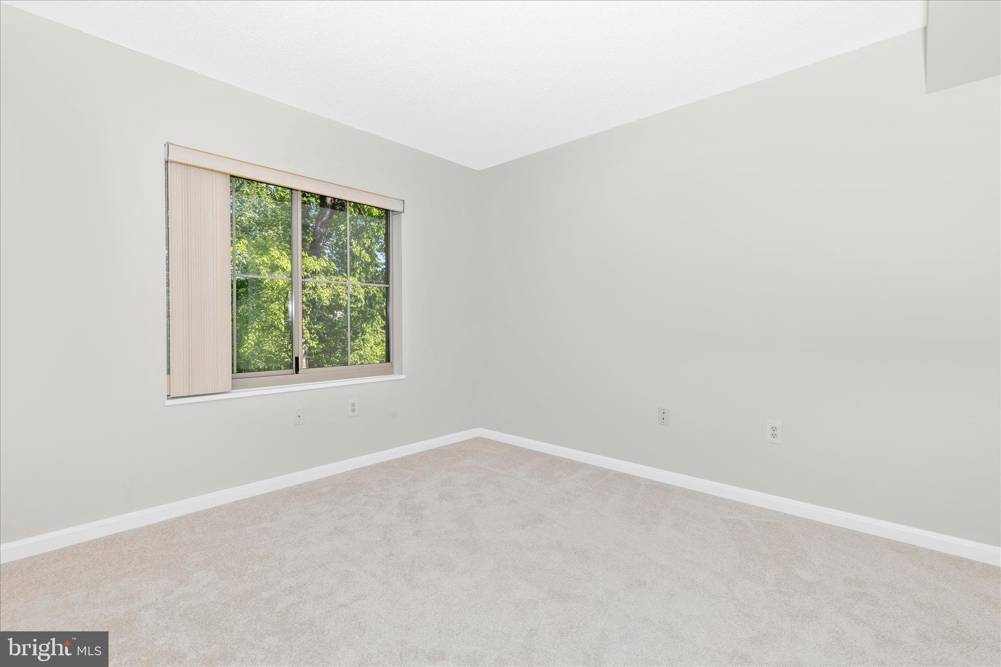 LEISURE WORLD - Residential