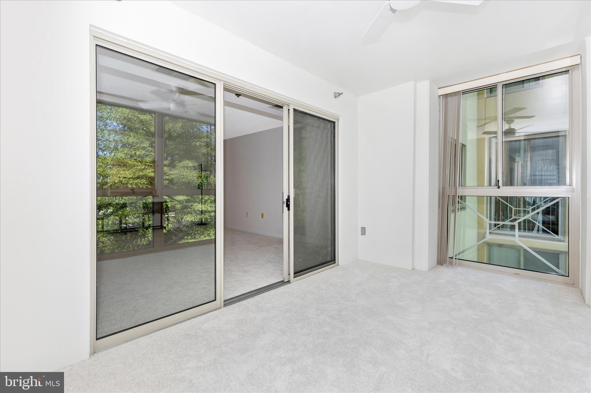 LEISURE WORLD - Residential
