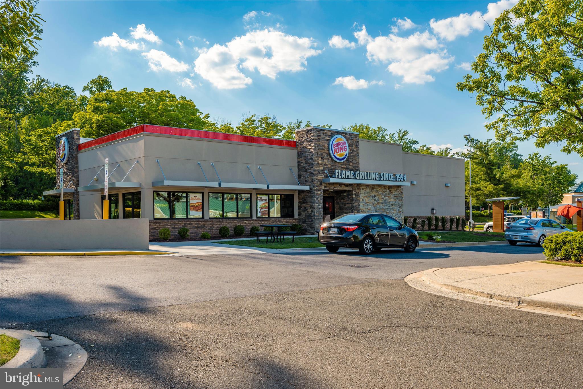 LEISURE WORLD - Residential