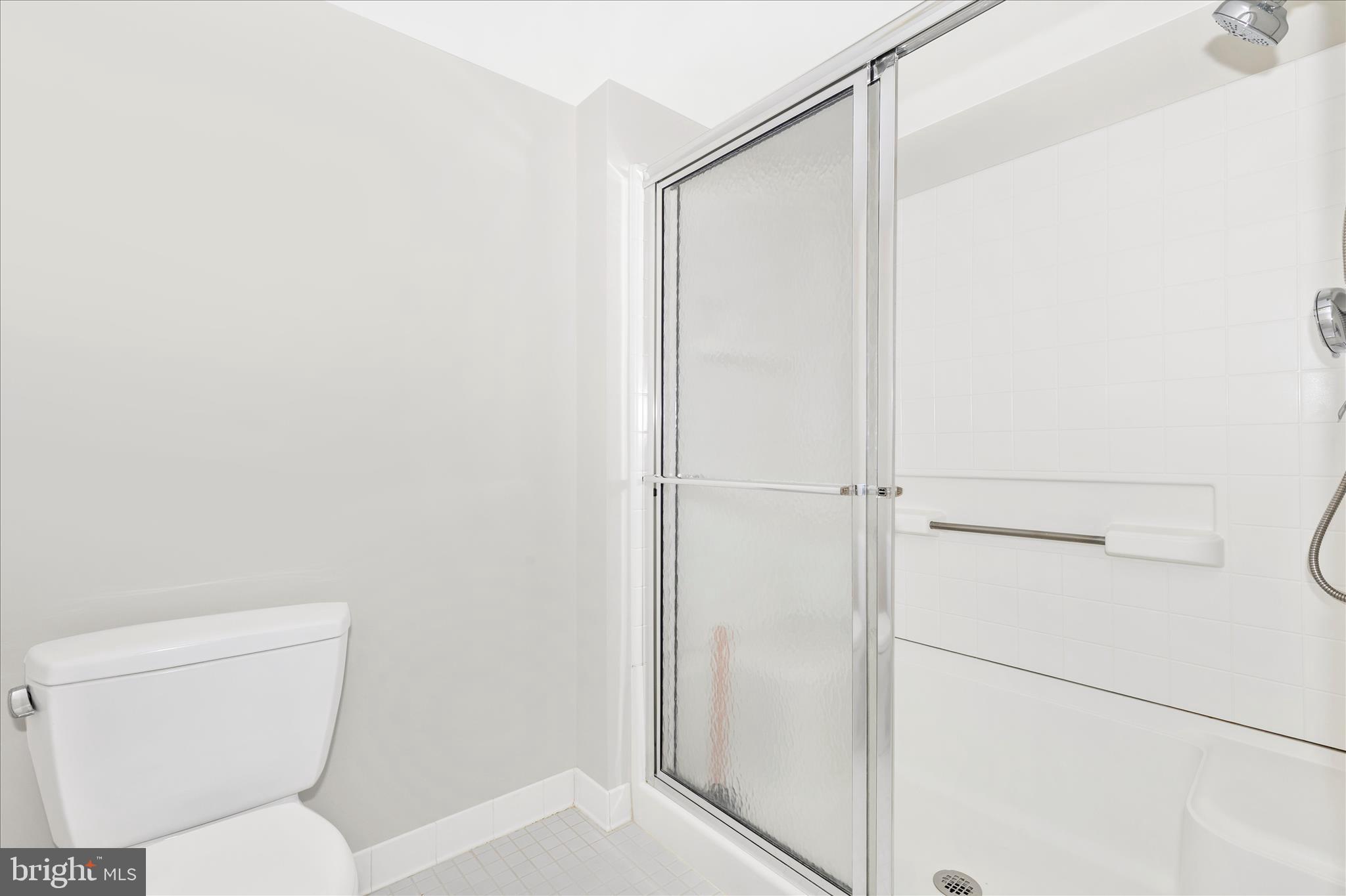 LEISURE WORLD - Residential