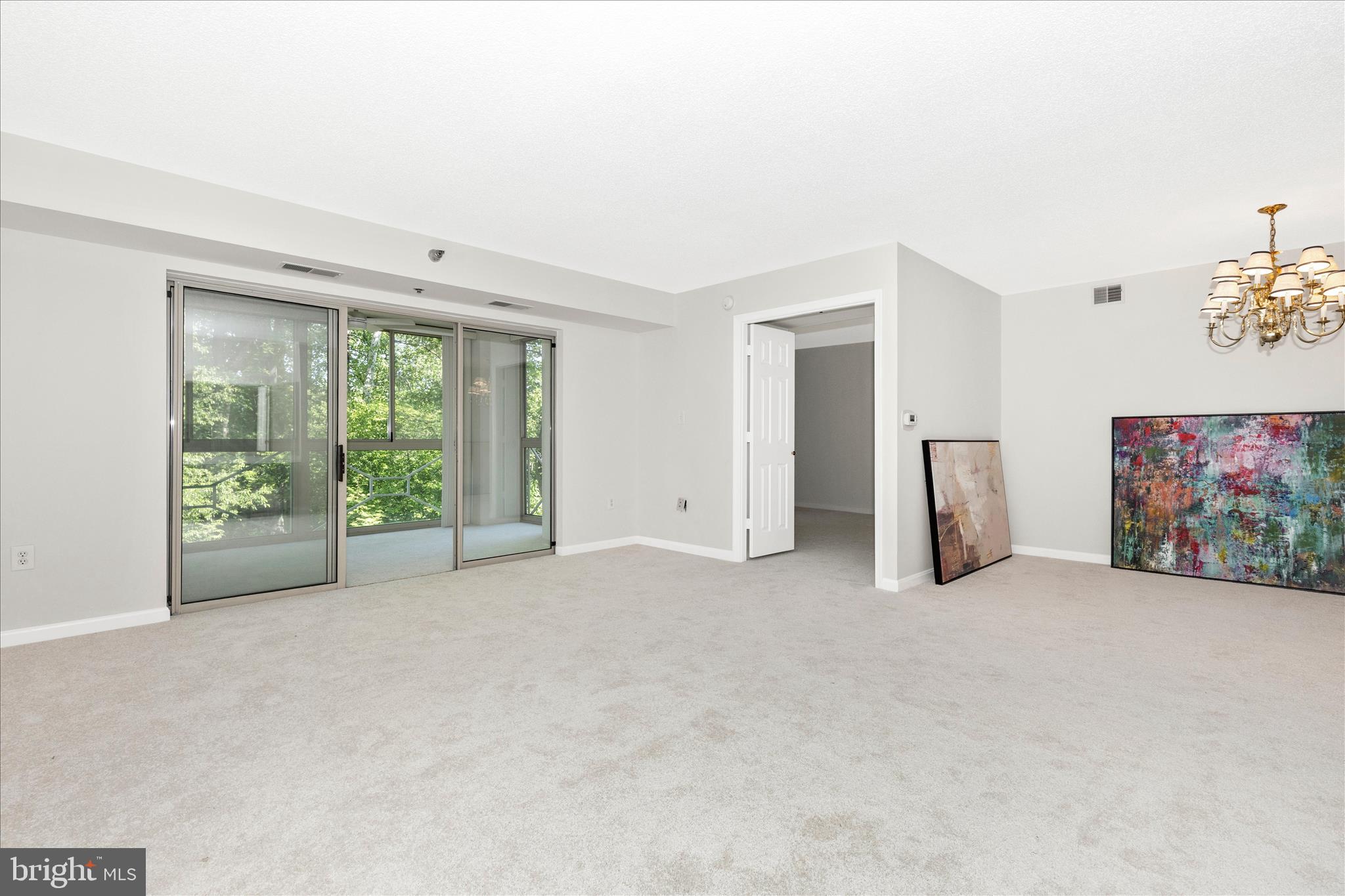 LEISURE WORLD - Residential