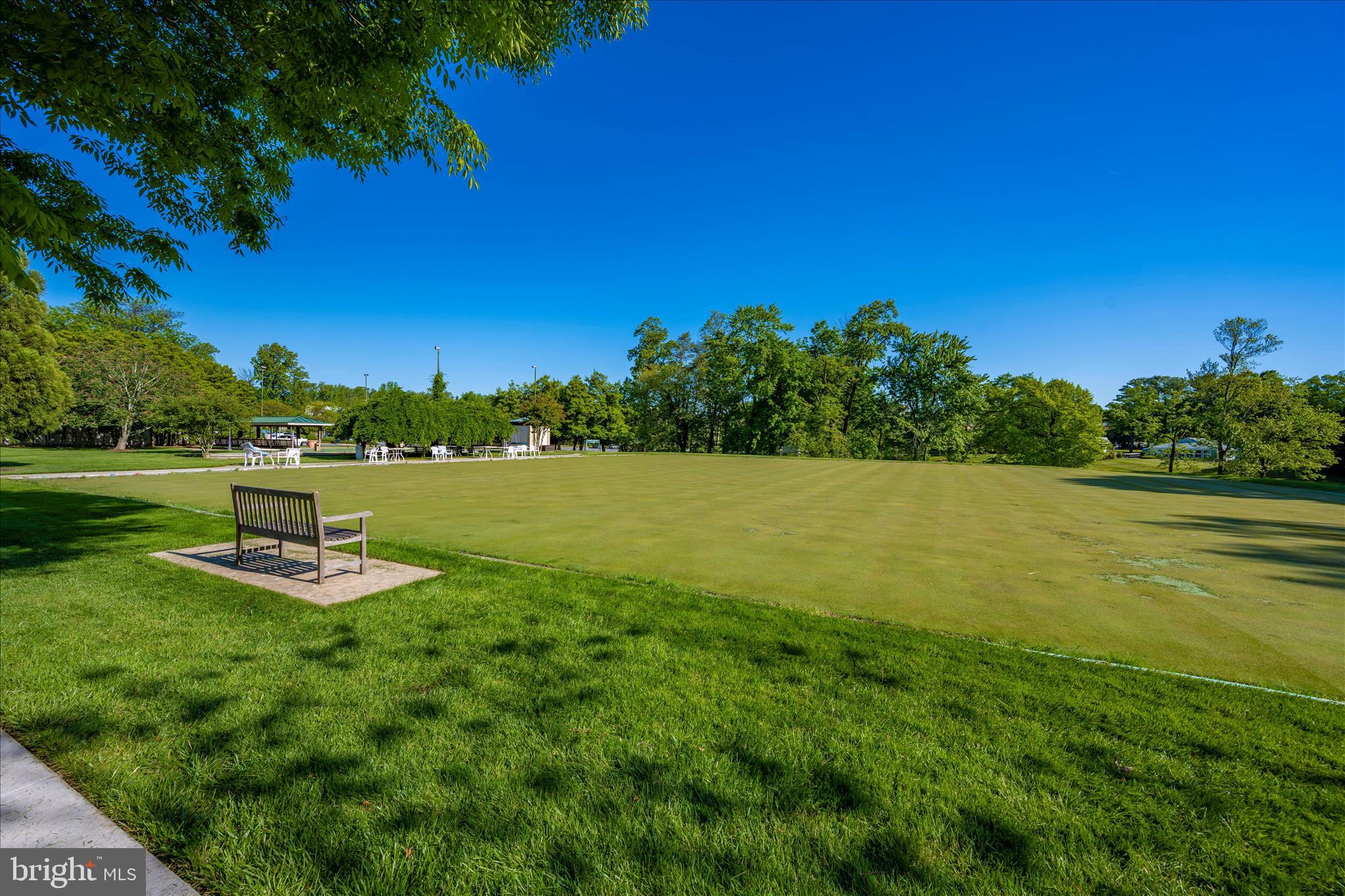 LEISURE WORLD - Residential