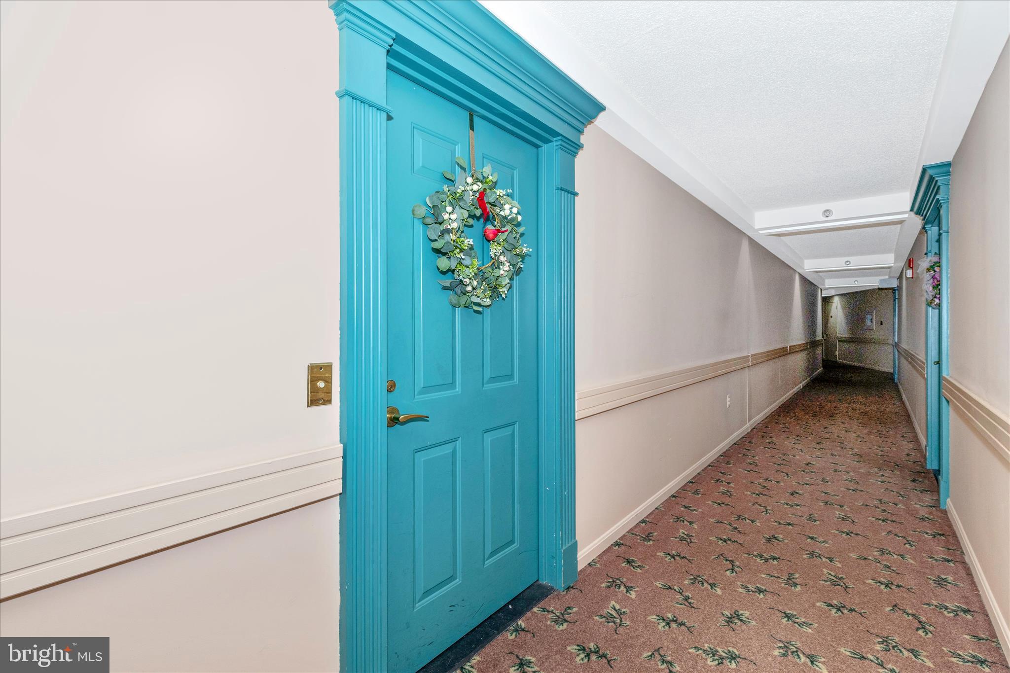LEISURE WORLD - Residential