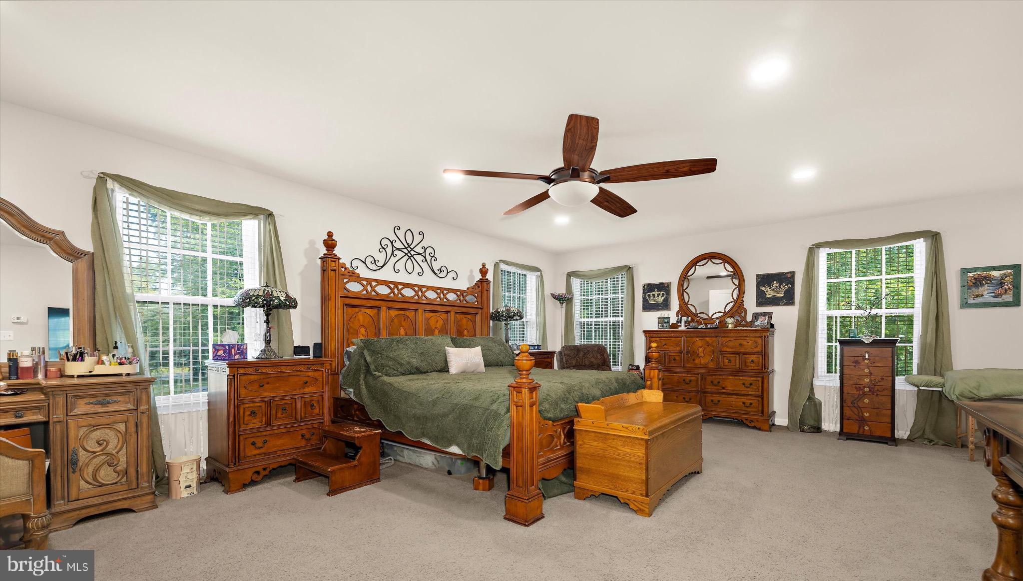 MEDLEY ESTATES - Residential