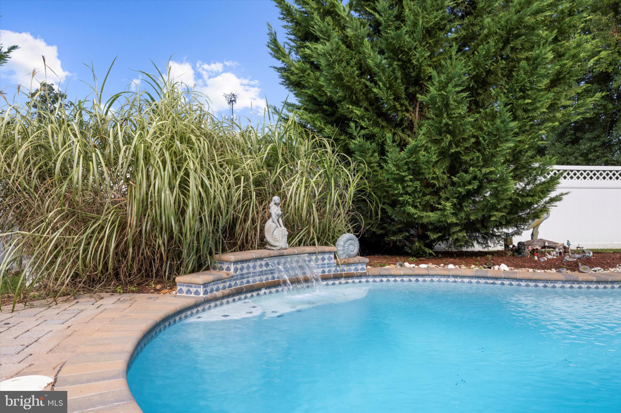 MEDLEY ESTATES - Residential