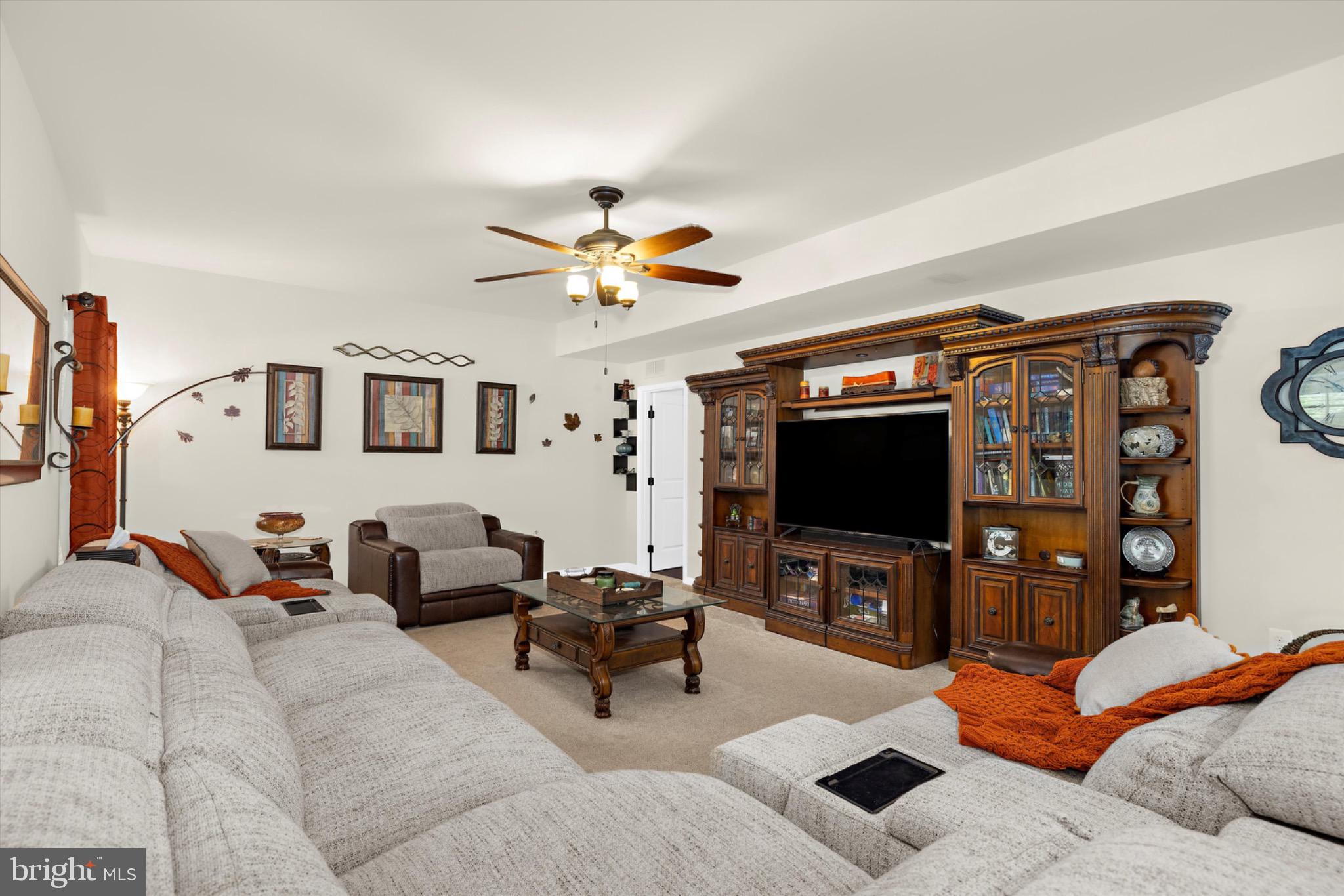 MEDLEY ESTATES - Residential