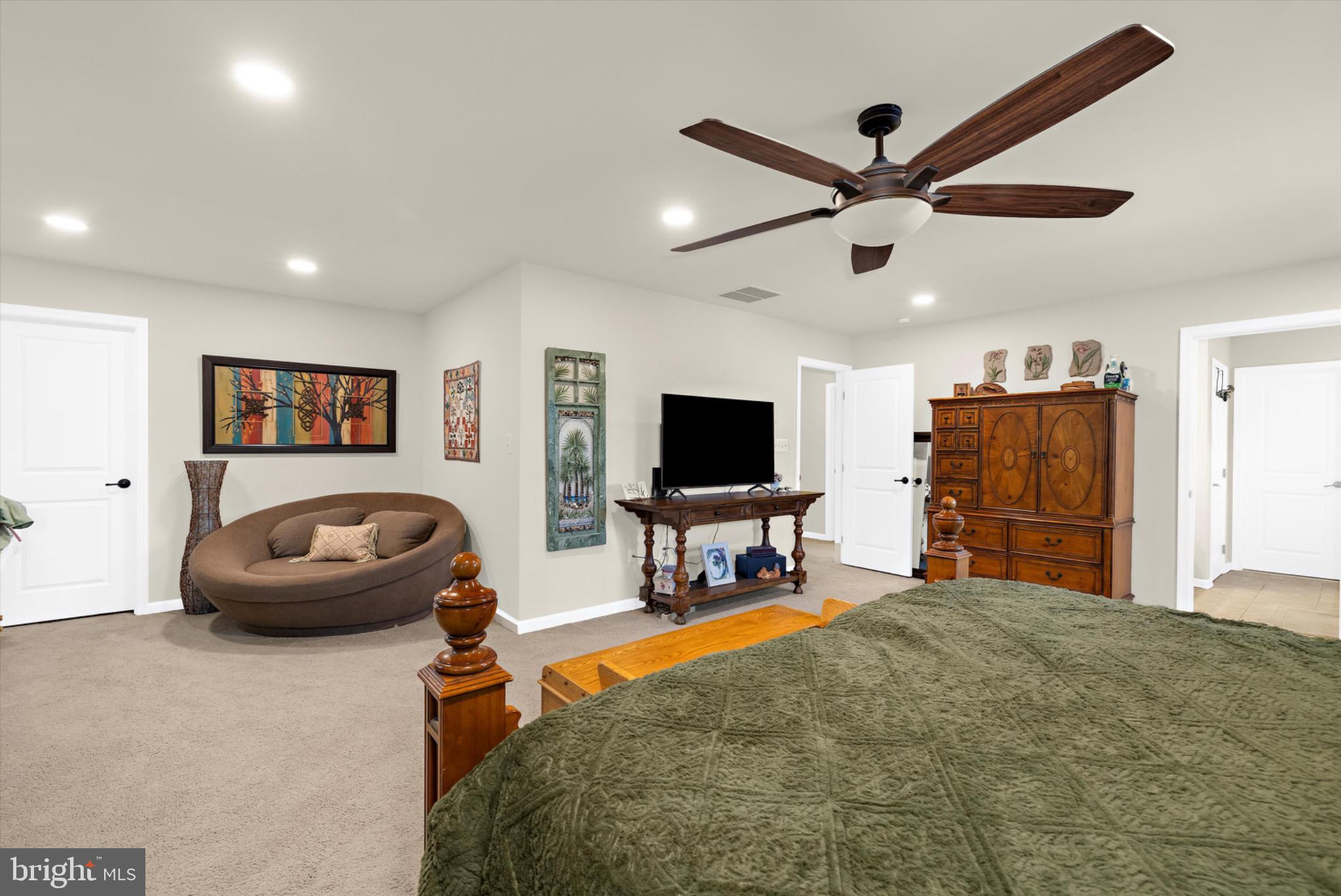 MEDLEY ESTATES - Residential