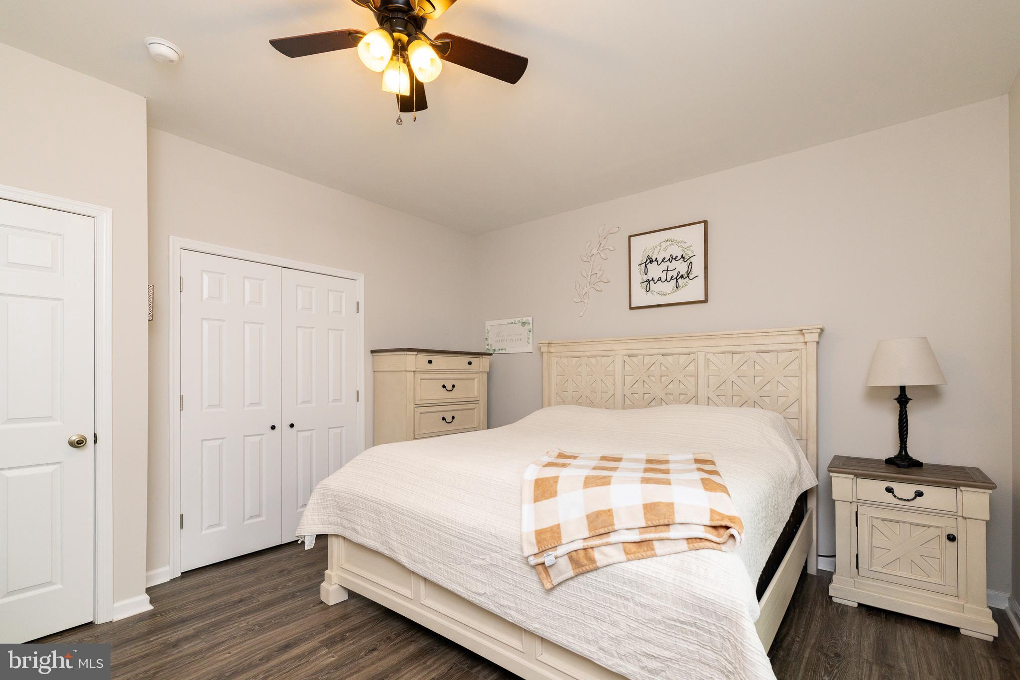 MIDDLE CREEK MANOR - Residential