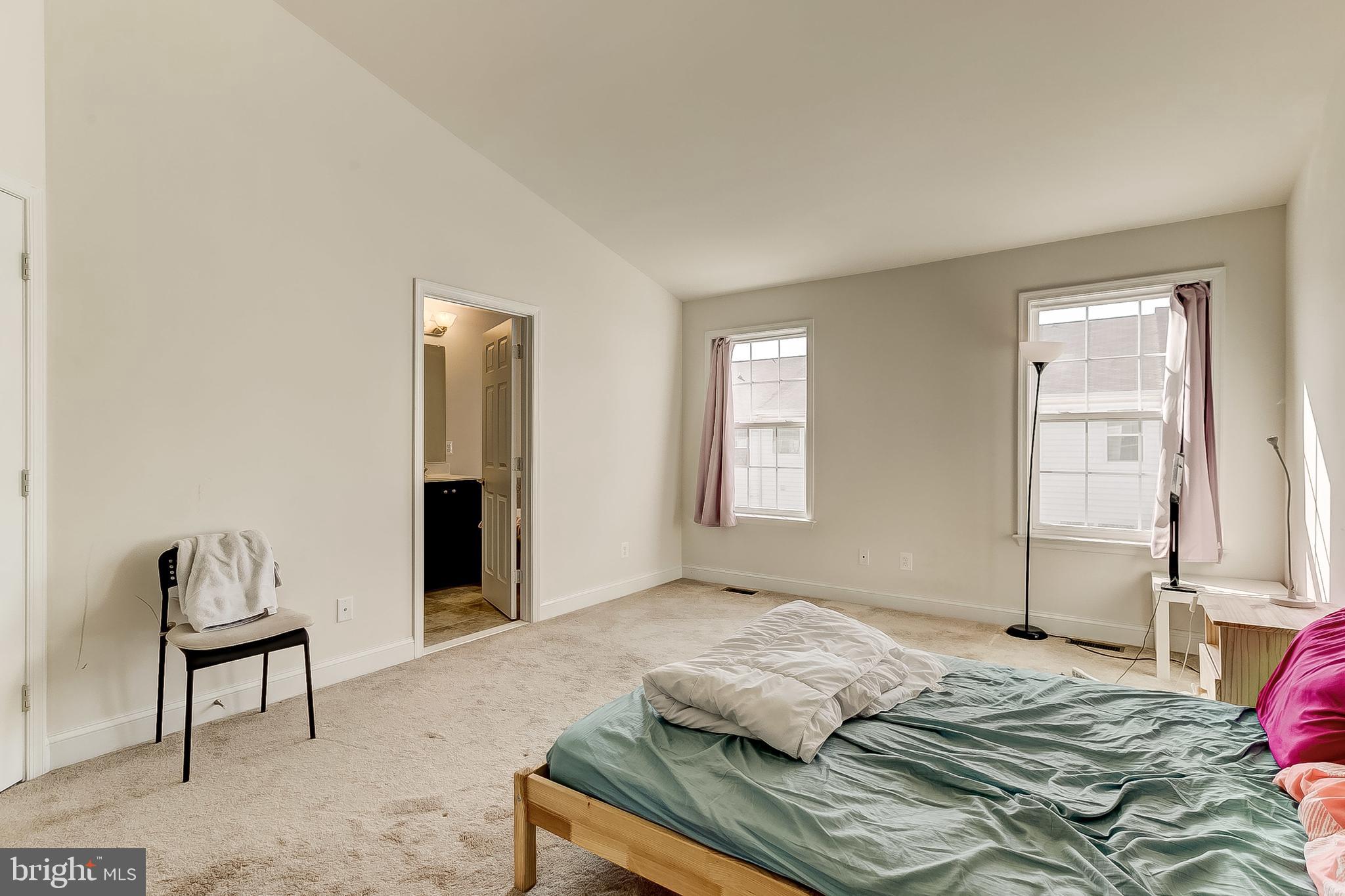 CAMDEN CROSSING - Residential Lease