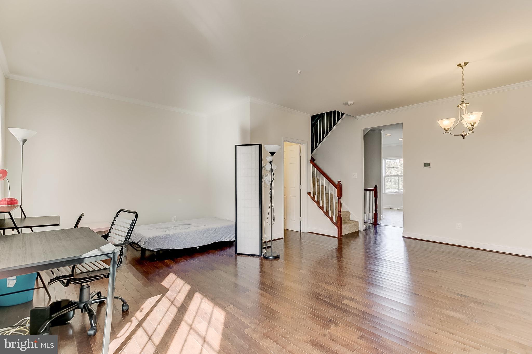 CAMDEN CROSSING - Residential Lease