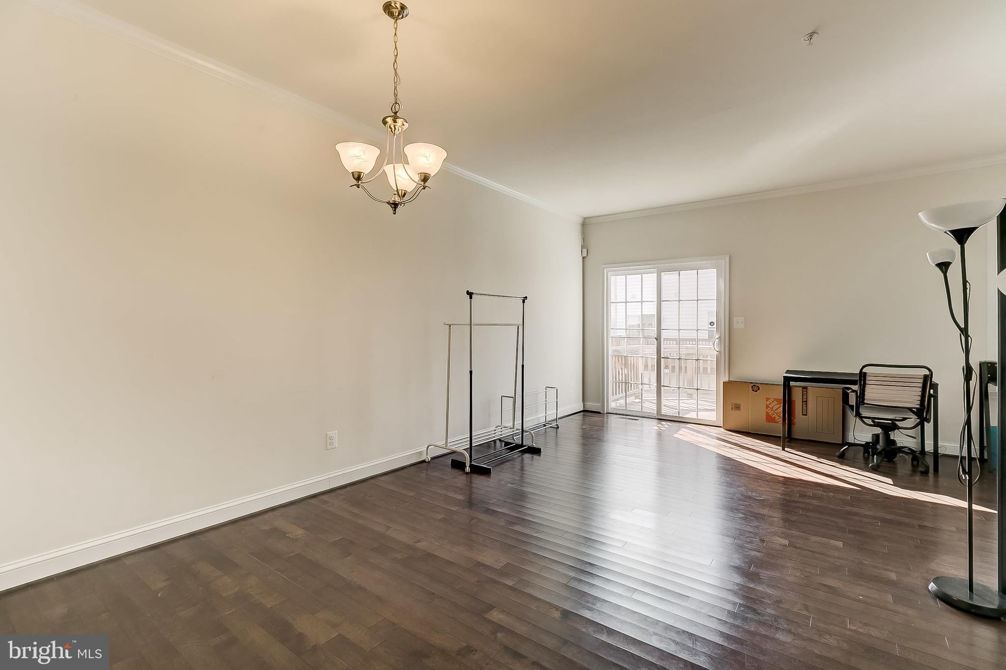 CAMDEN CROSSING - Residential Lease