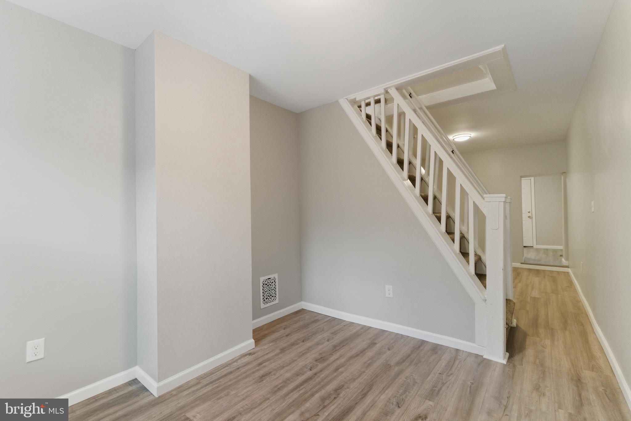 EAST KENSINGTON - Residential Lease