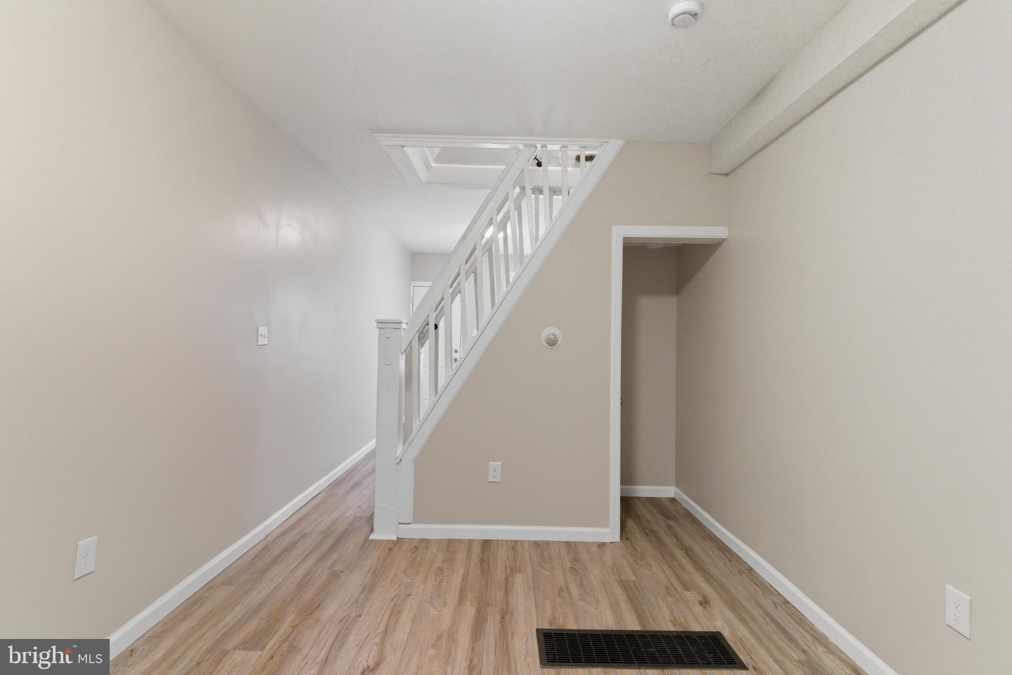 EAST KENSINGTON - Residential Lease