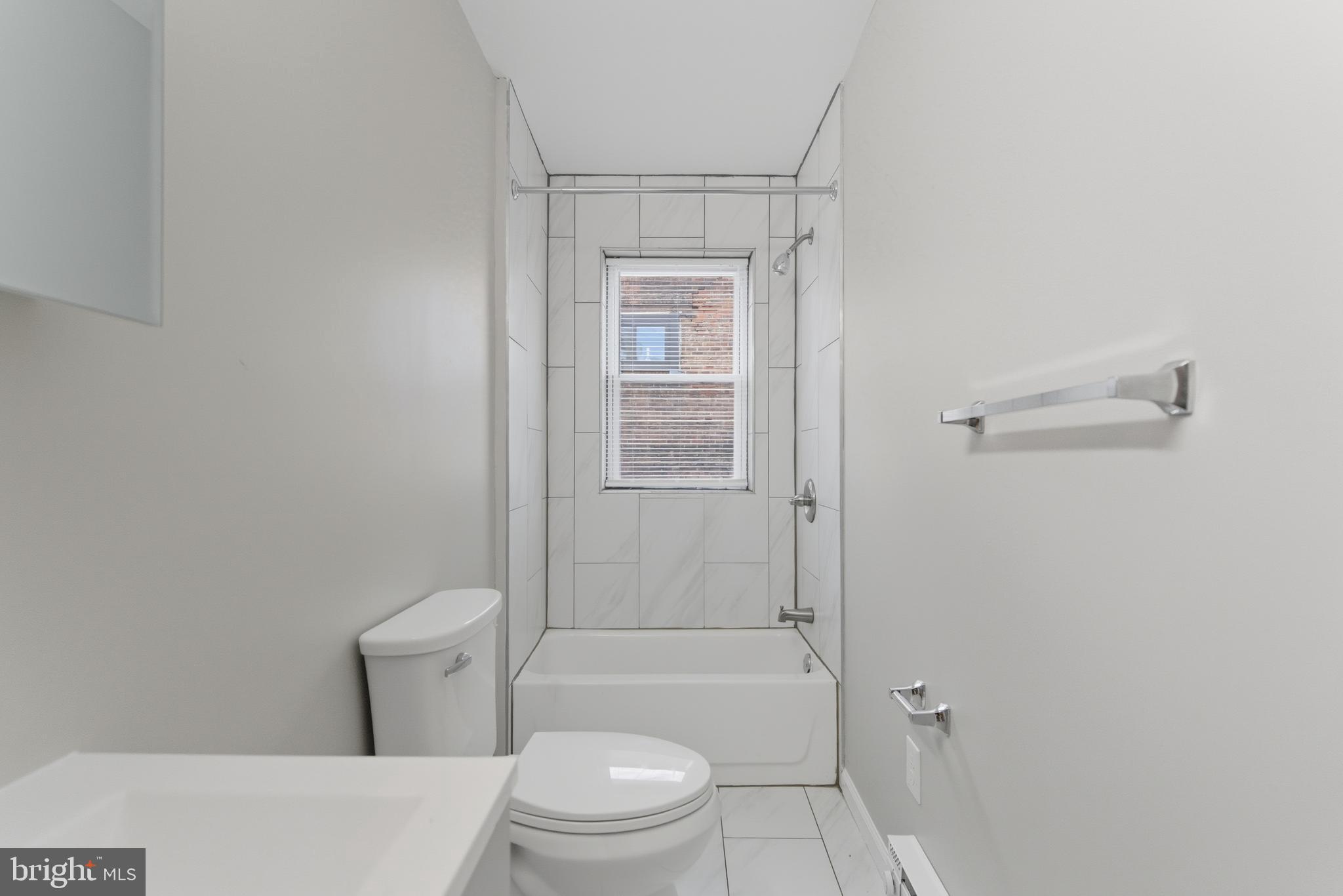 EAST KENSINGTON - Residential Lease