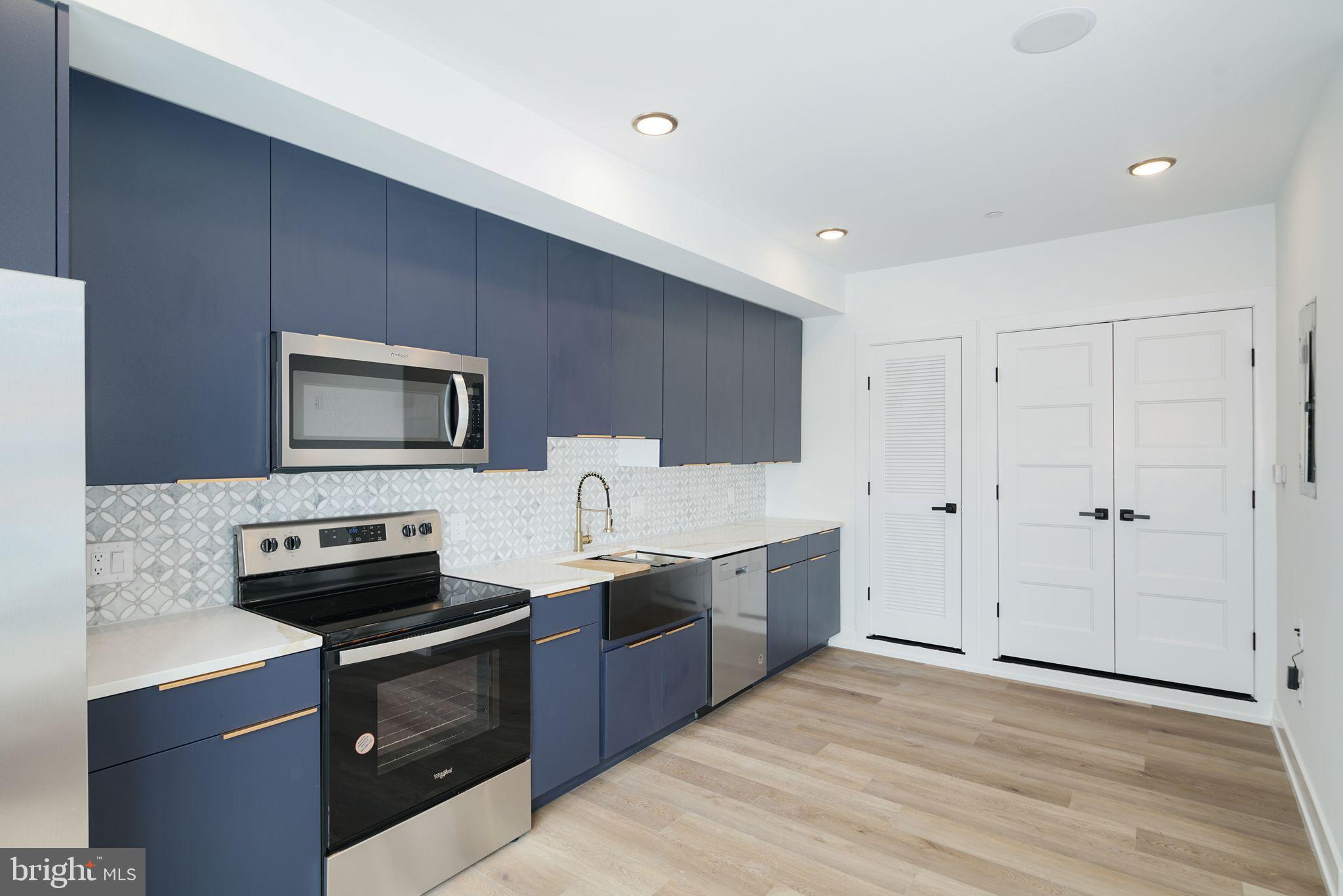 FISHTOWN - Residential Lease