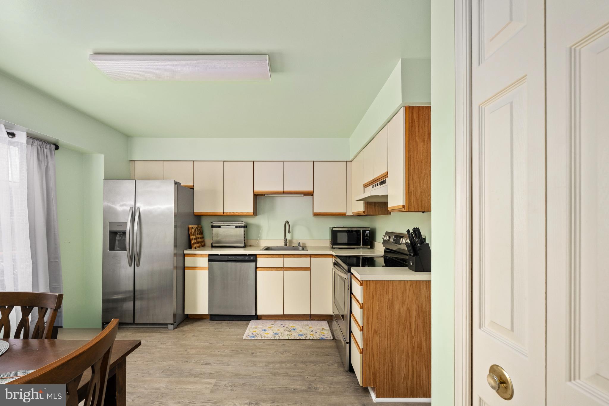 POINT OF WOODS EAST - Residential