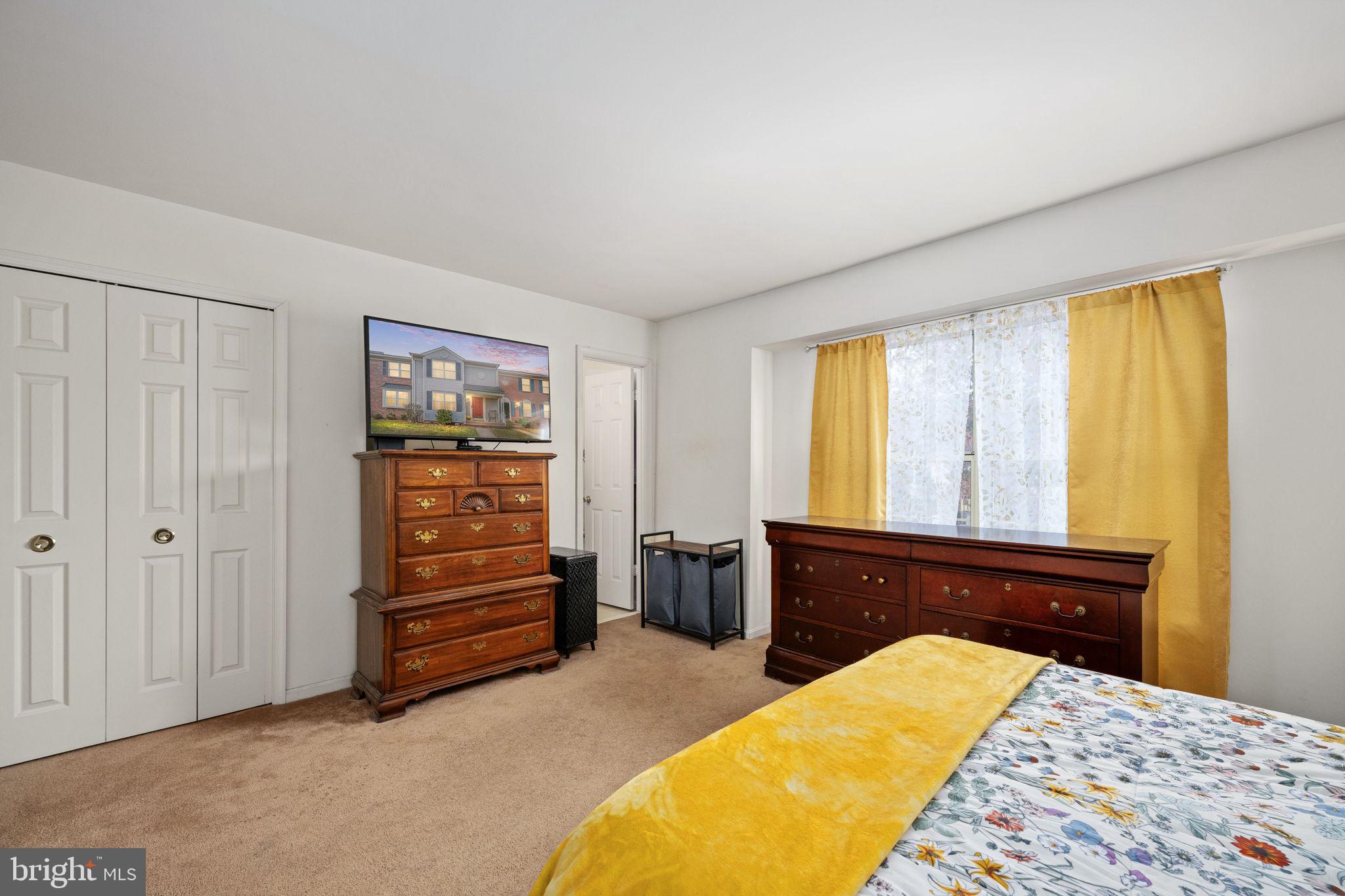 POINT OF WOODS EAST - Residential