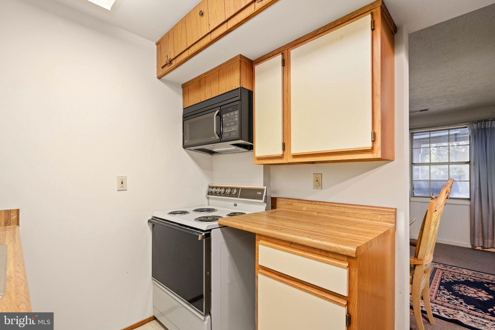 POINT OF WOODS EAST - Residential