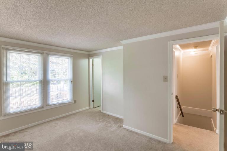 CANTERBURY VILLAGE - Residential Lease