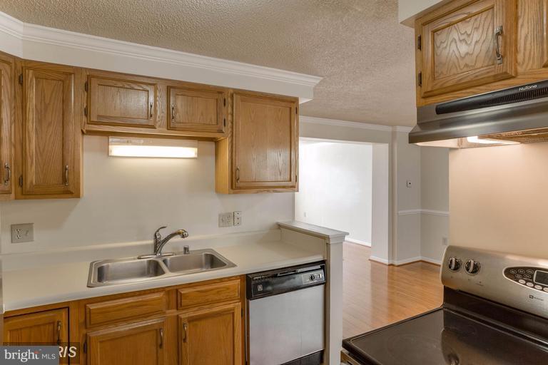 CANTERBURY VILLAGE - Residential Lease