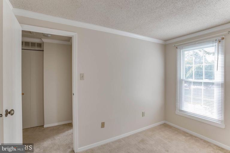 CANTERBURY VILLAGE - Residential Lease