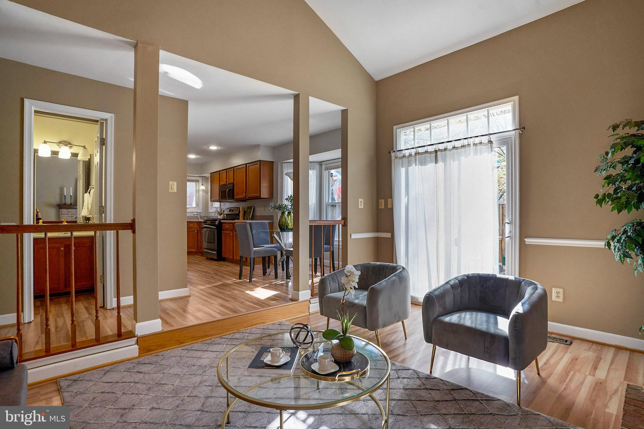 LANDSDOWNE - Residential