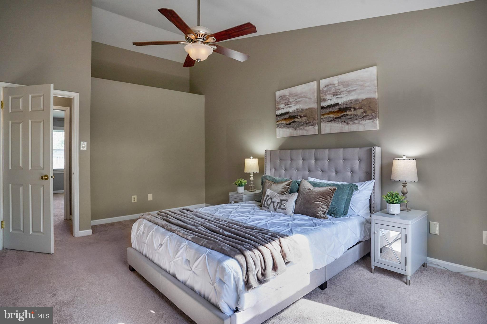 LANDSDOWNE - Residential