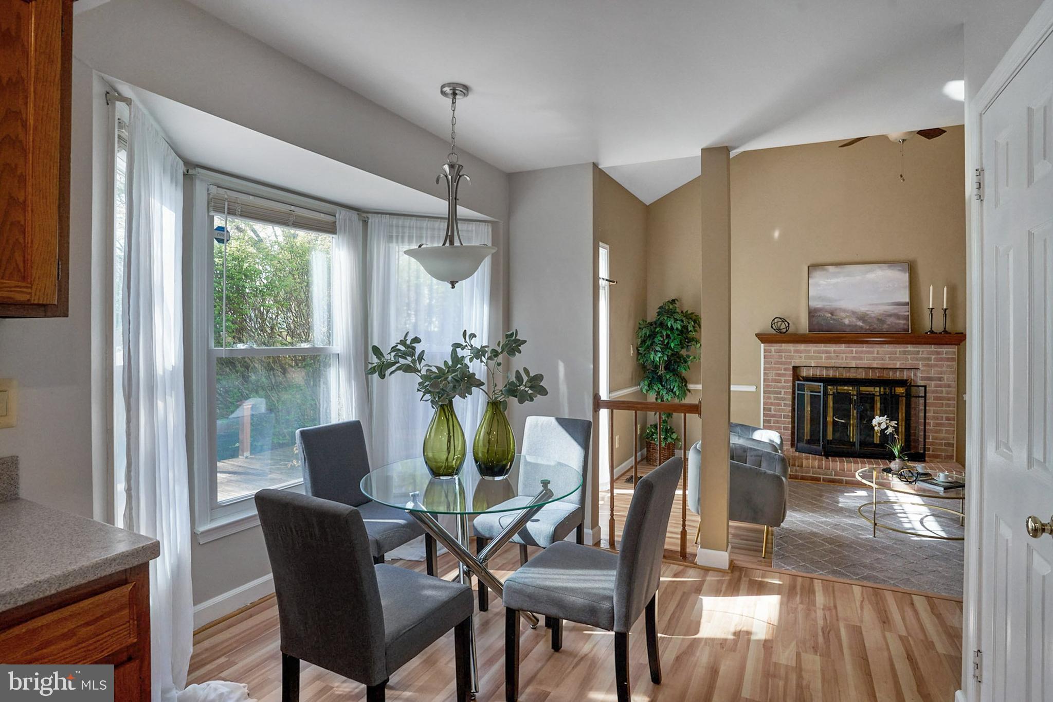 LANDSDOWNE - Residential