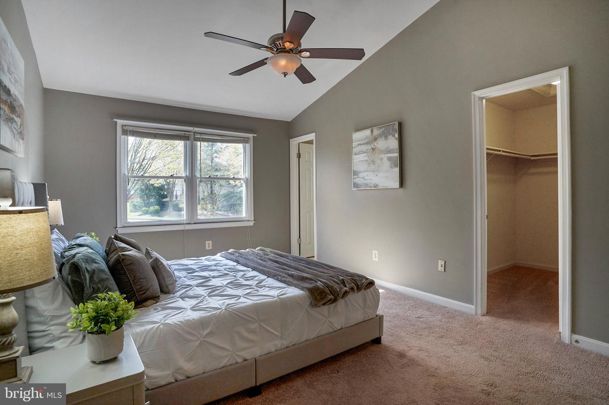 LANDSDOWNE - Residential