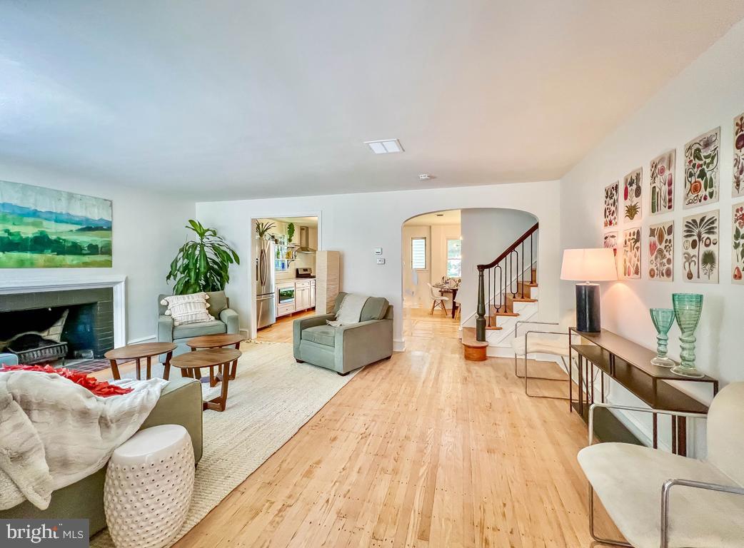 ELKINS PARK - Residential