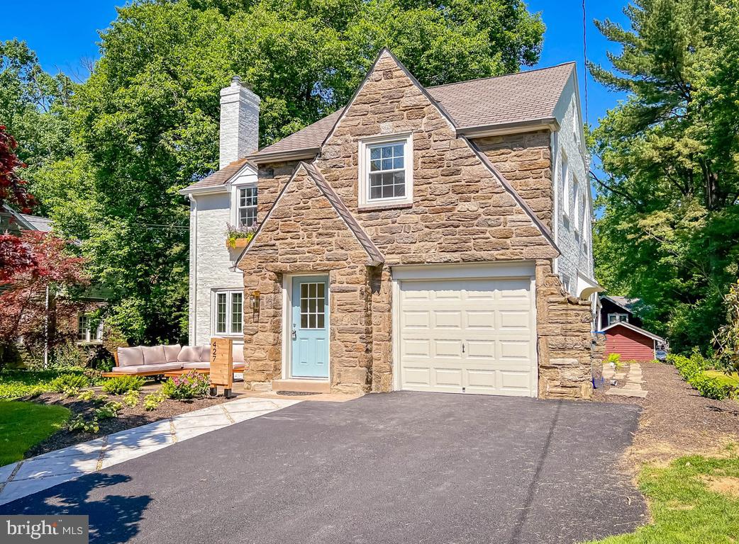 ELKINS PARK - Residential