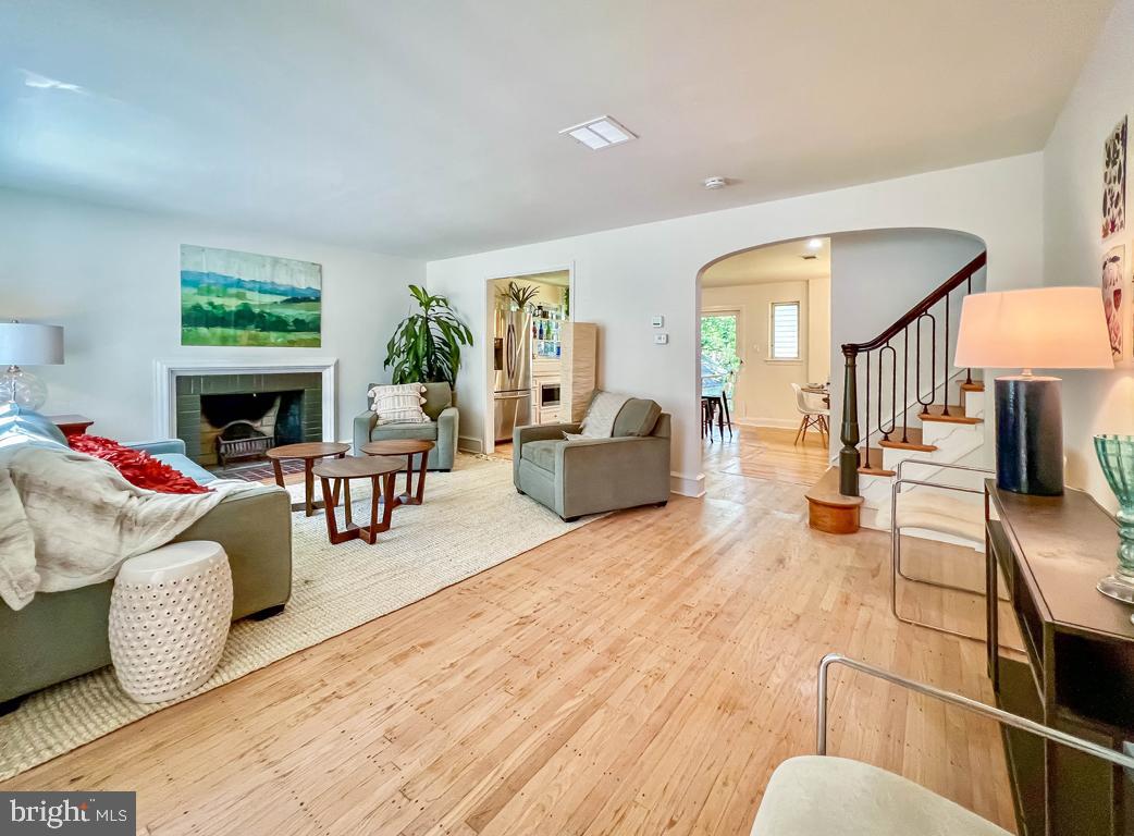 ELKINS PARK - Residential