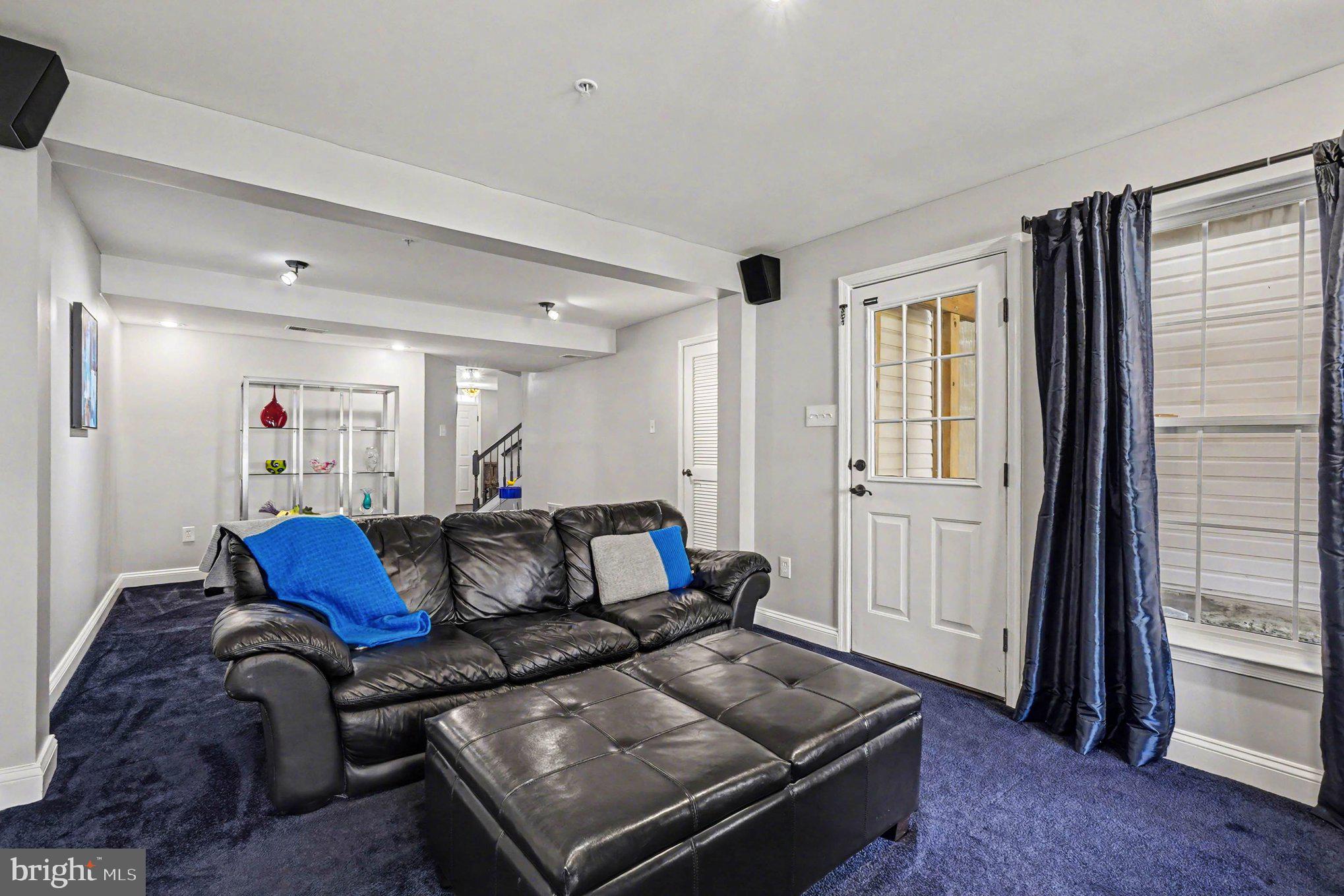 PERRY HALL FARMS - Residential