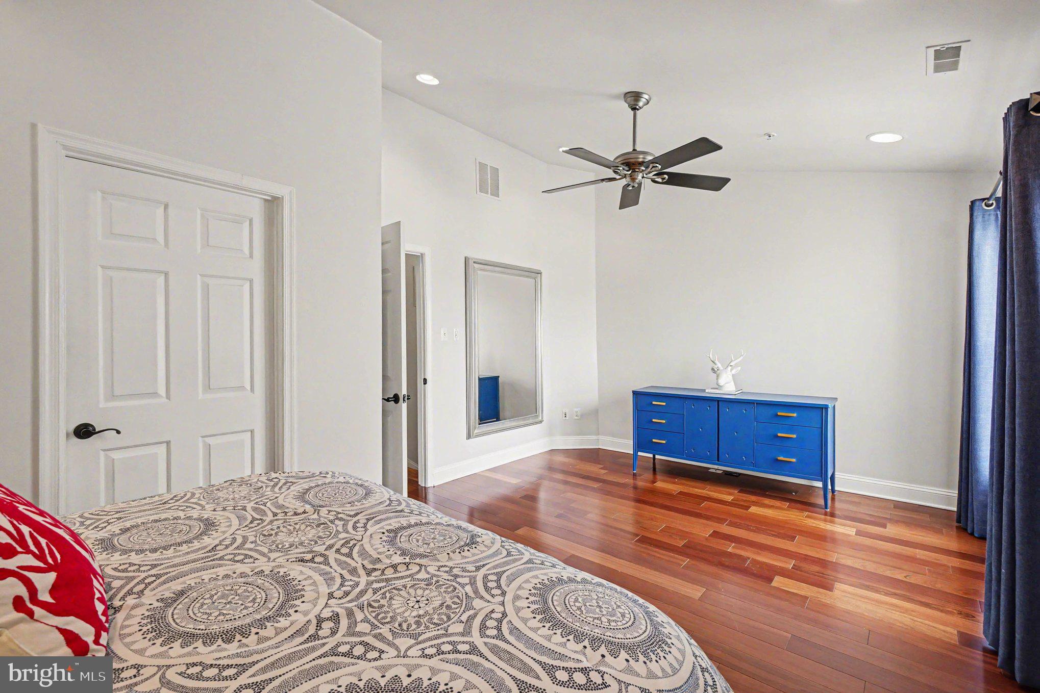 PERRY HALL FARMS - Residential