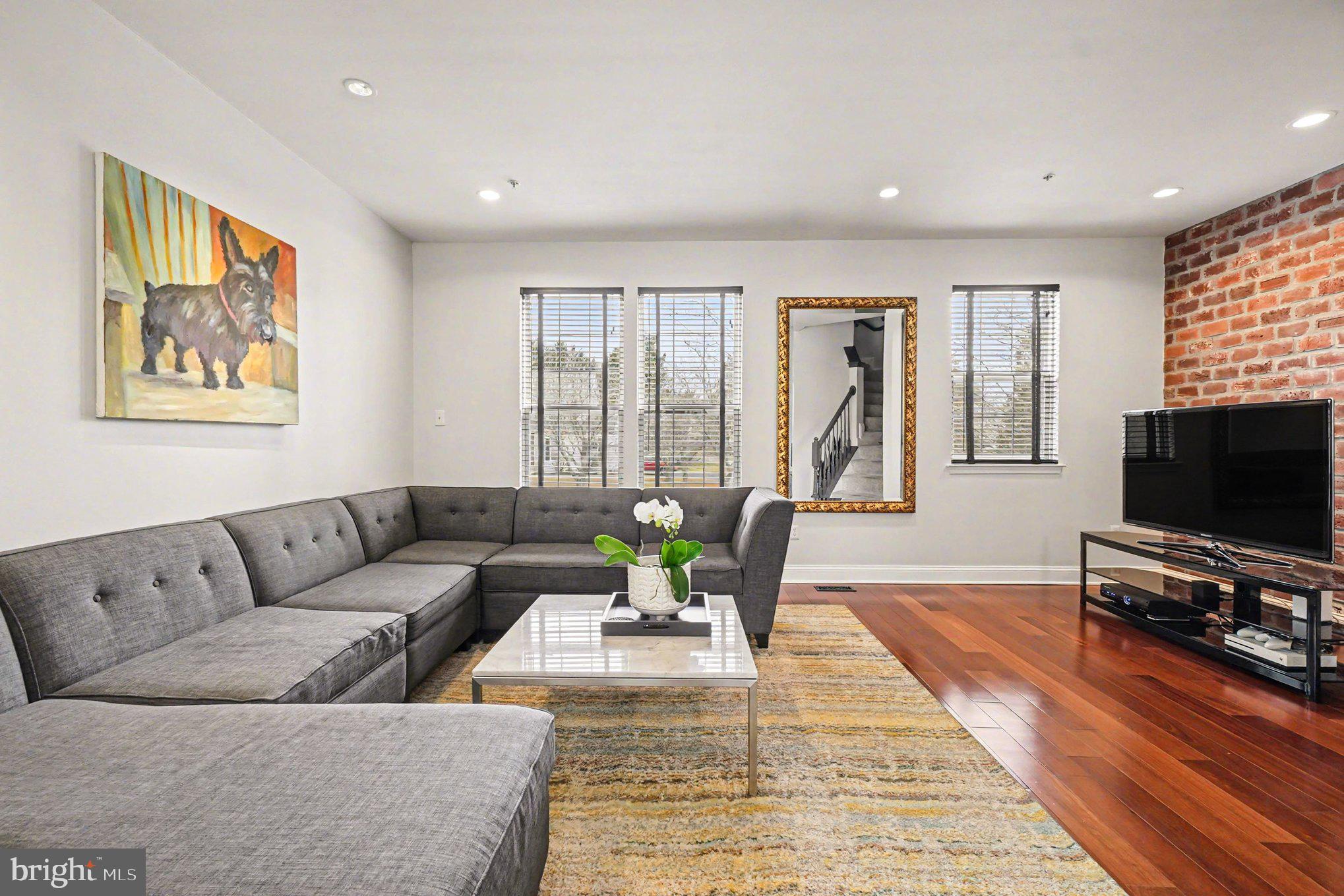 9710 MORNINGVIEW CIRCLE 9710