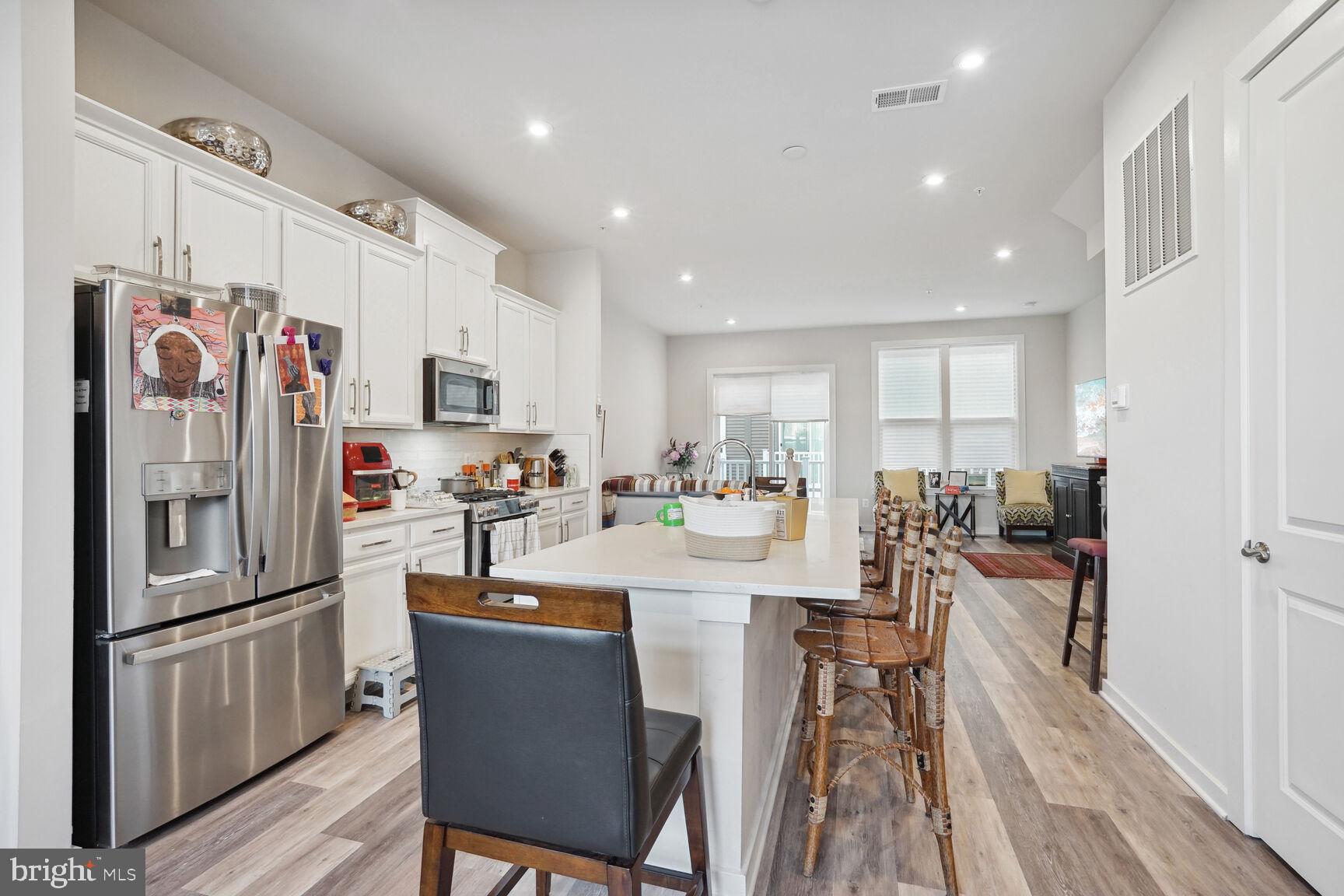 WESTSIDE AT SHADY GROVE METRO - Residential