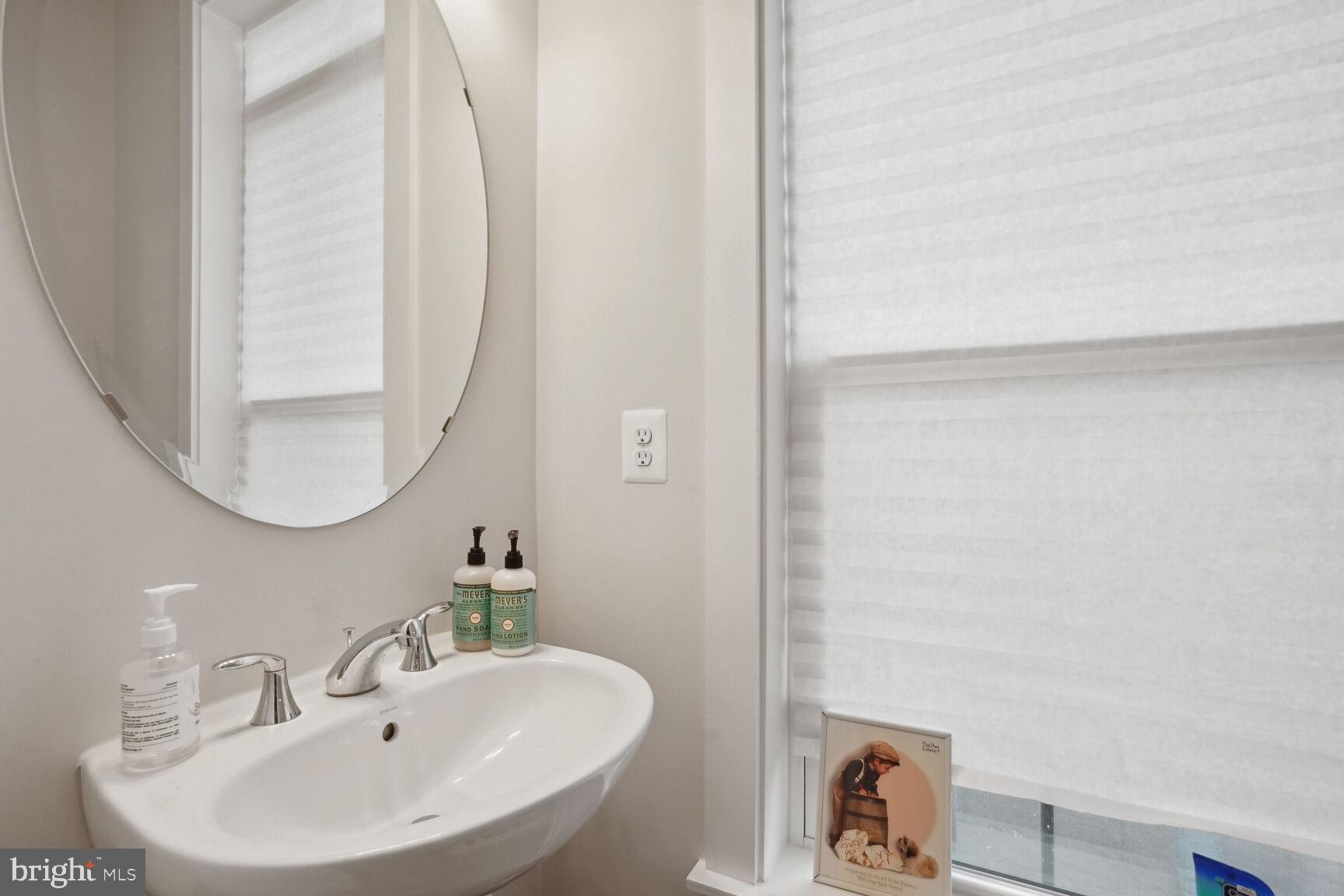 WESTSIDE AT SHADY GROVE METRO - Residential