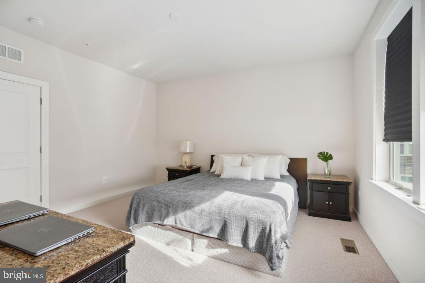 WESTSIDE AT SHADY GROVE METRO - Residential