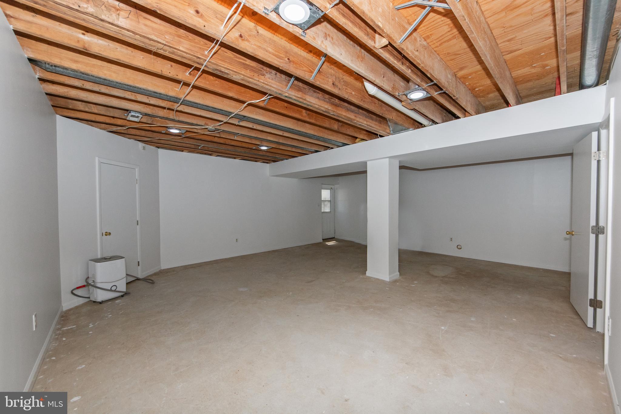 GOSHEN - Residential