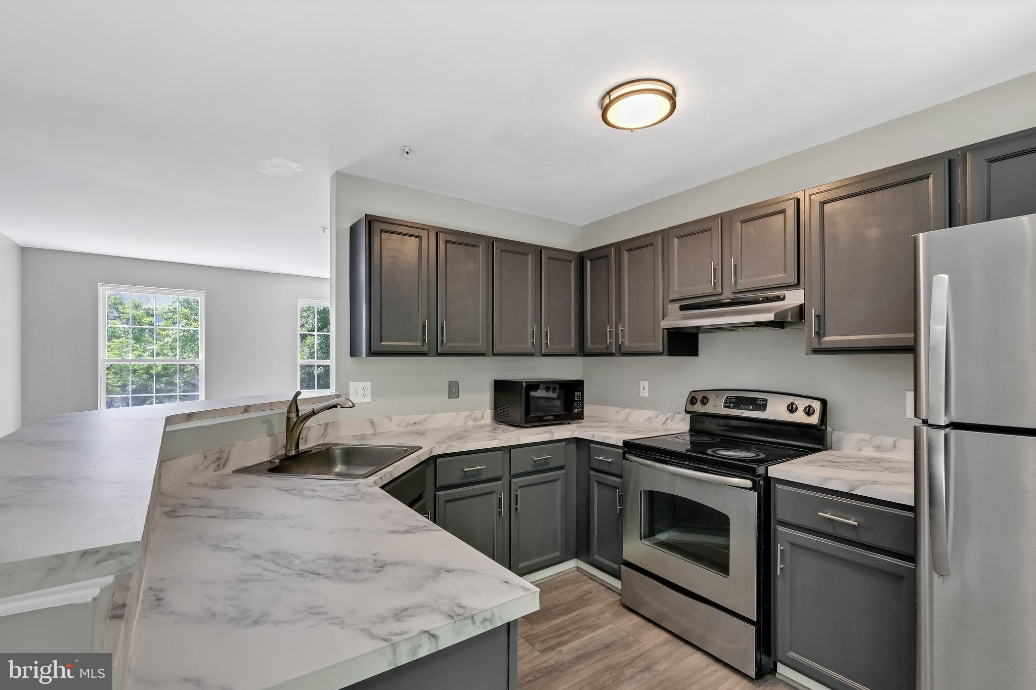 KINGS GRANT - Residential Lease