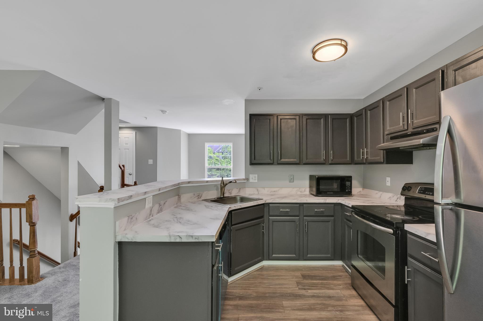 KINGS GRANT - Residential Lease