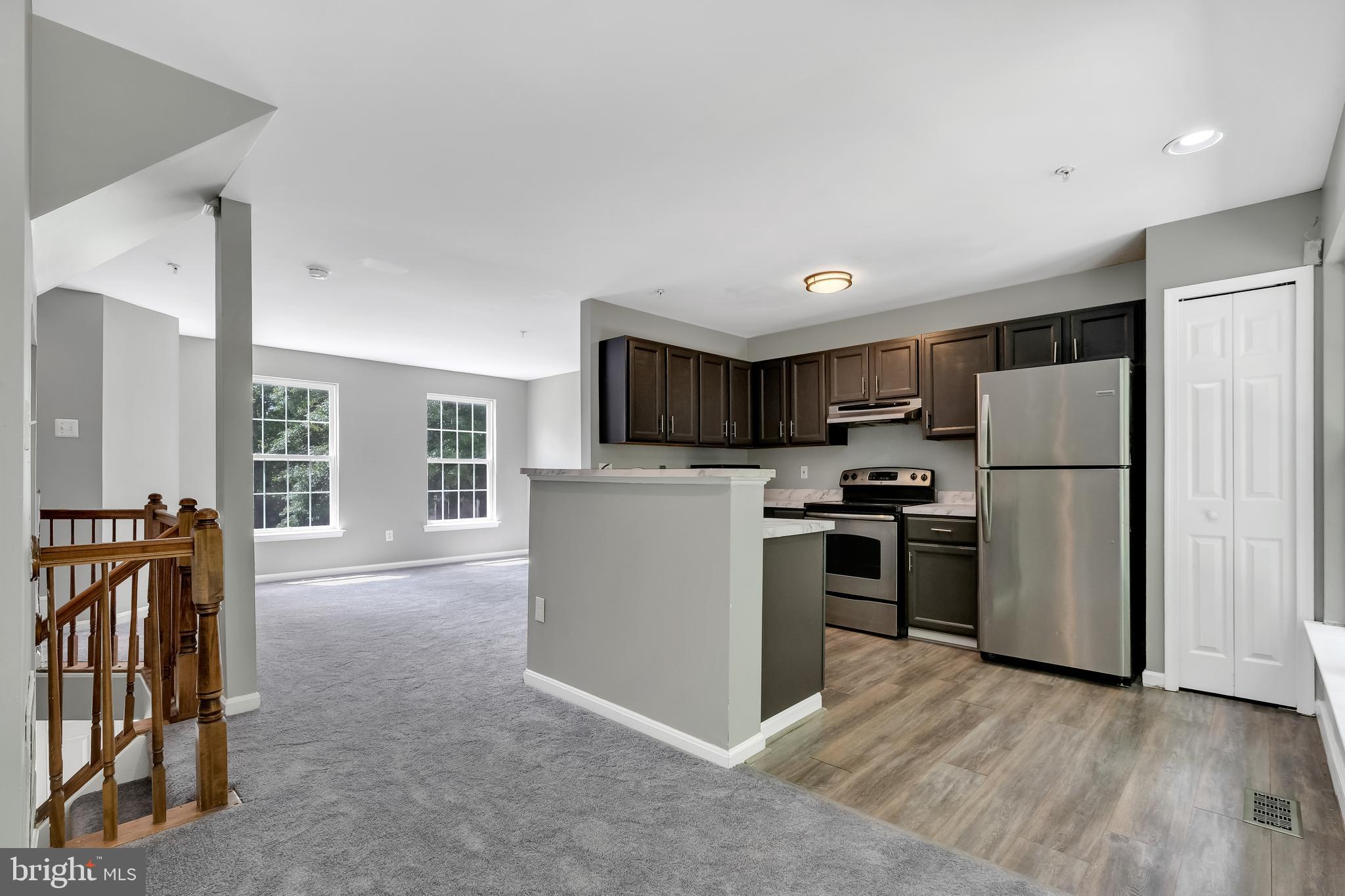 KINGS GRANT - Residential Lease