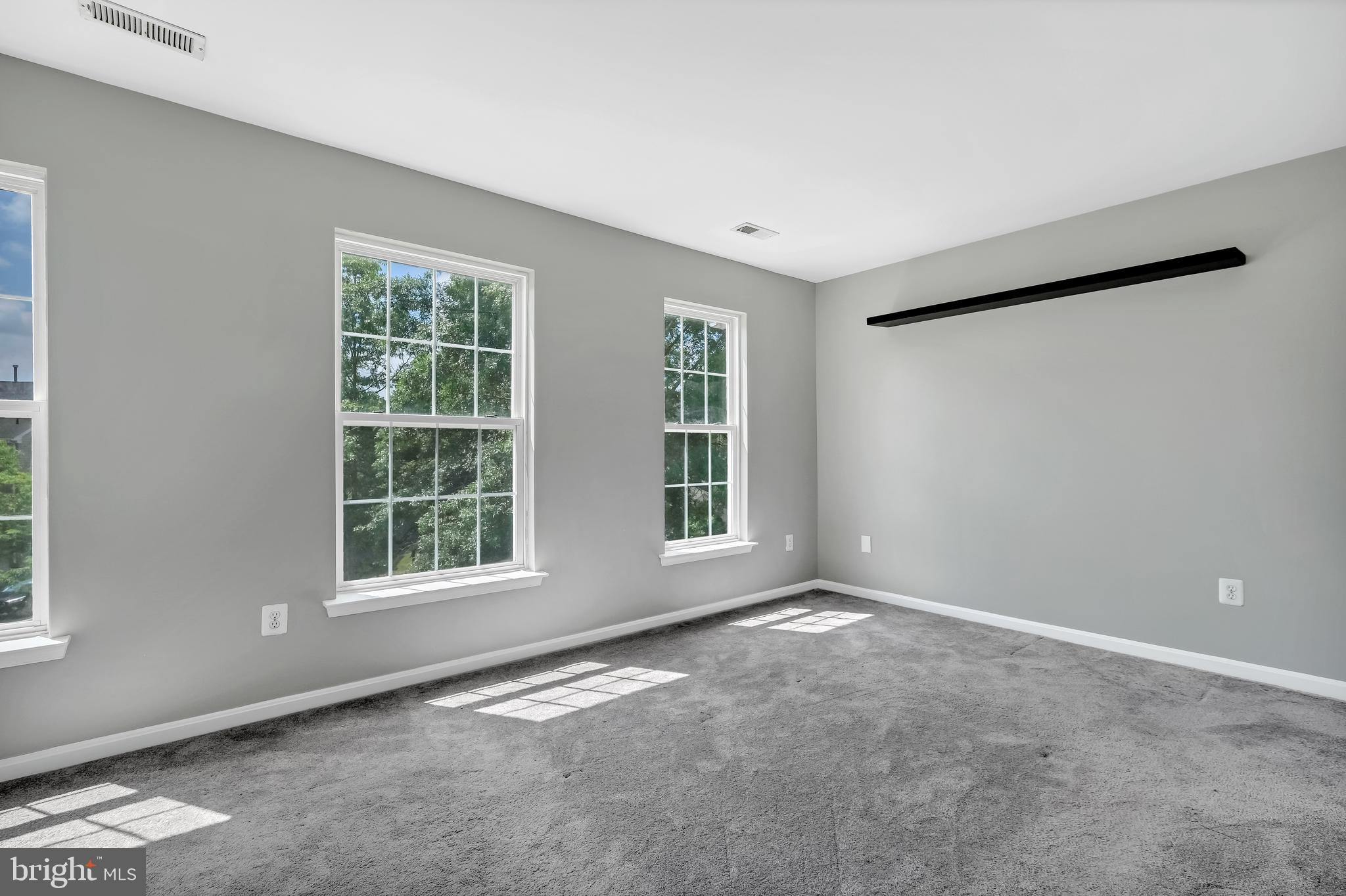 KINGS GRANT - Residential Lease