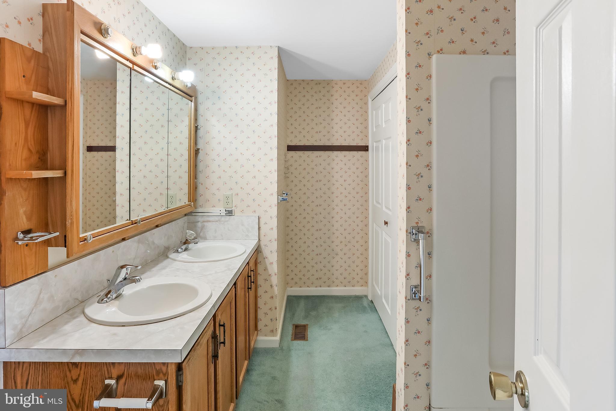 DOWNING - Residential